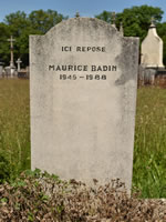 Tombe de Maurice Badin (photo G. Delrue).